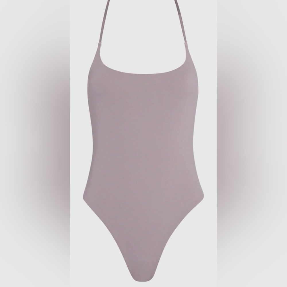 NWT LA SENZA Smooth Unlined Microfiber Bodysuit Winterberry thong cami party LXL